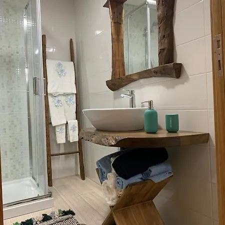 Casa Estatuas * Gondramaz