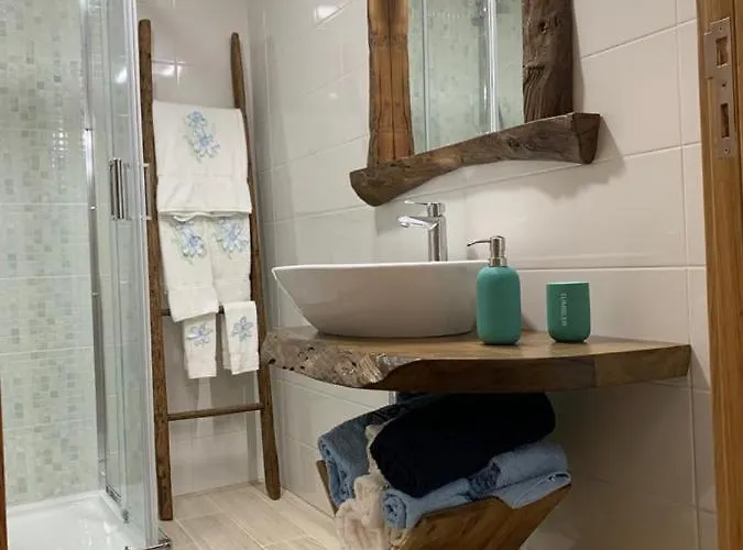 Casa Estatuas * Gondramaz